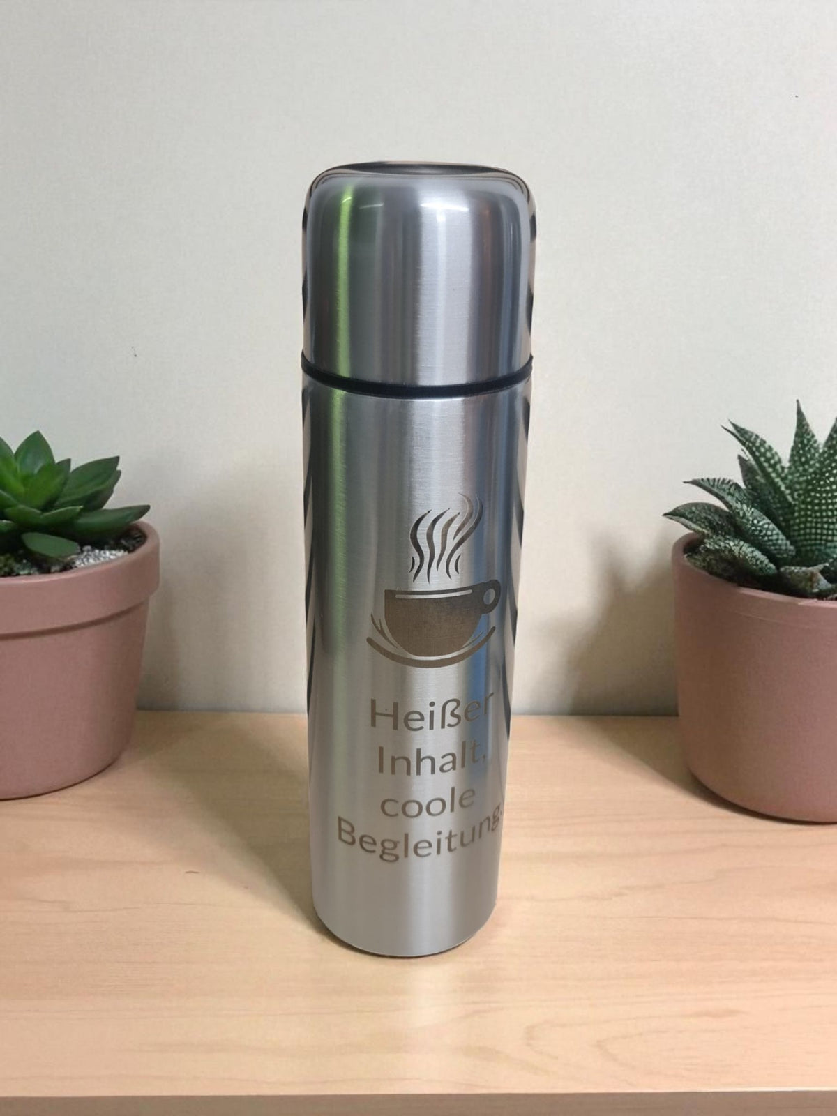 Thermoflasche Edelstahl "Heißer Inhalt, coole Begleitung"