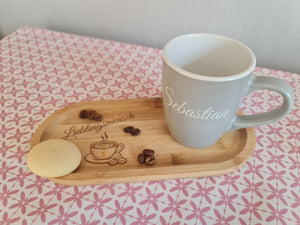 Personalisierte Tasse mit Bambus-Tablett