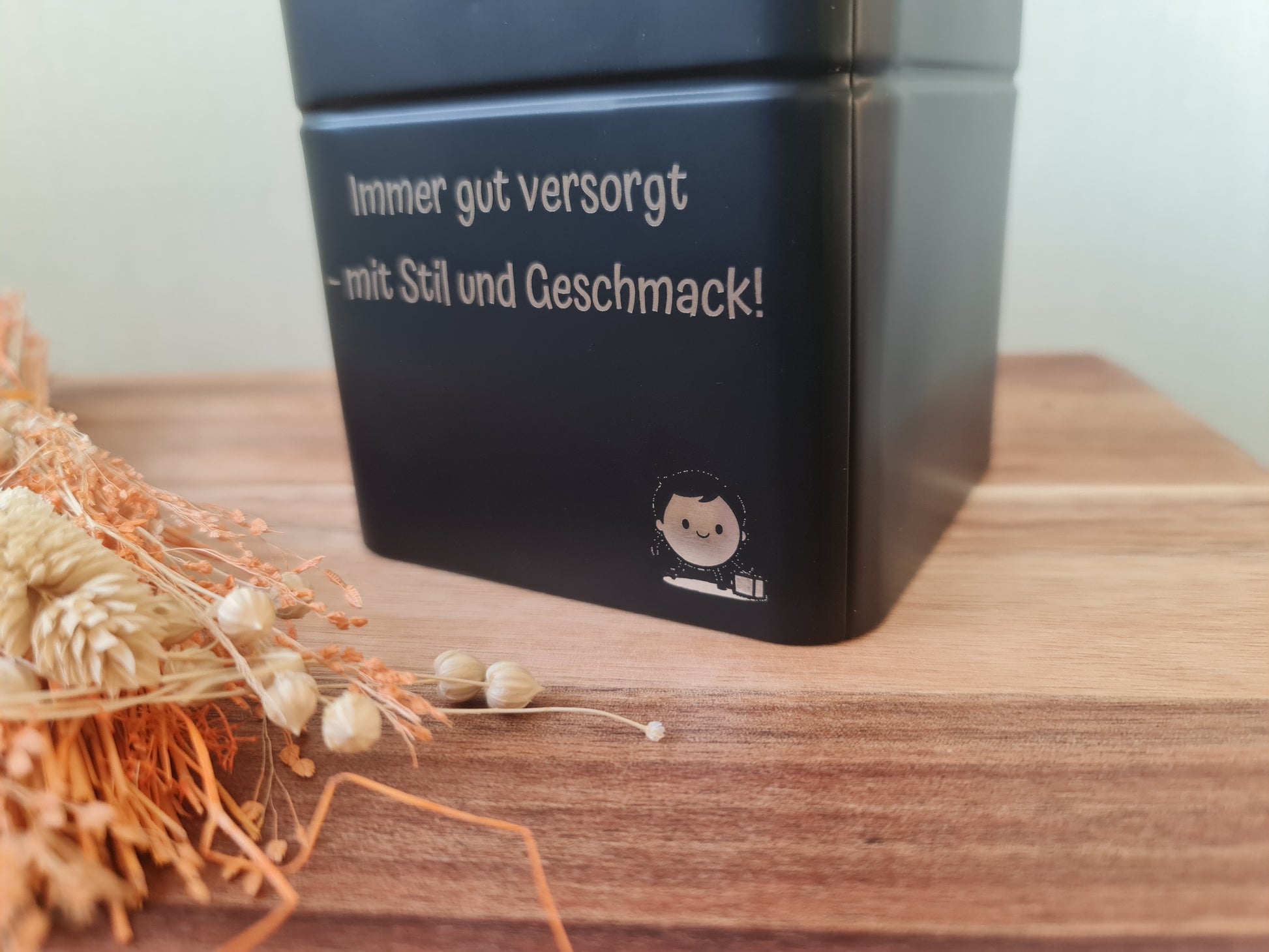 Personalisierte Vorratsbox in Schwarz