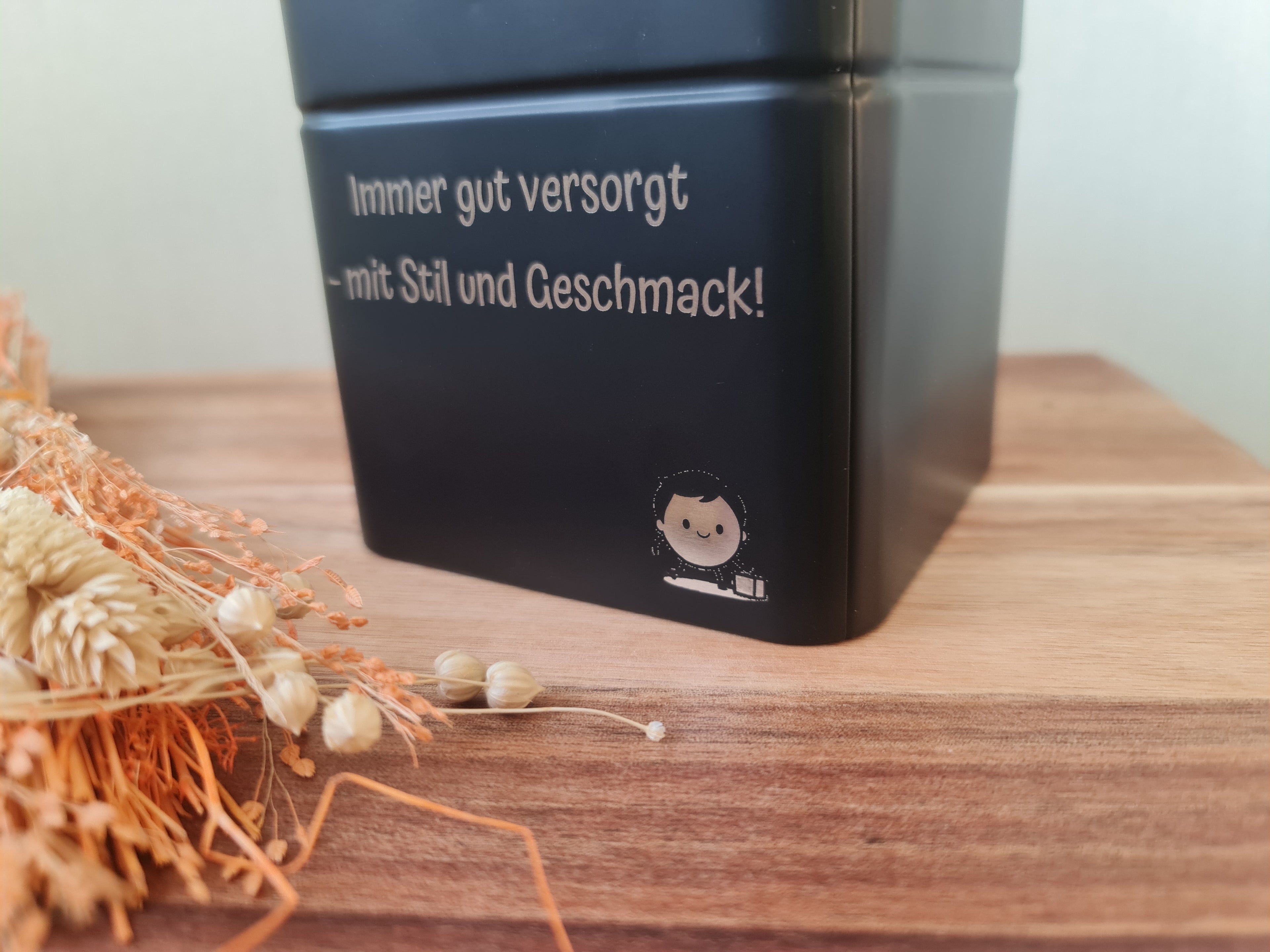 Personalisierte Vorratsbox in Schwarz