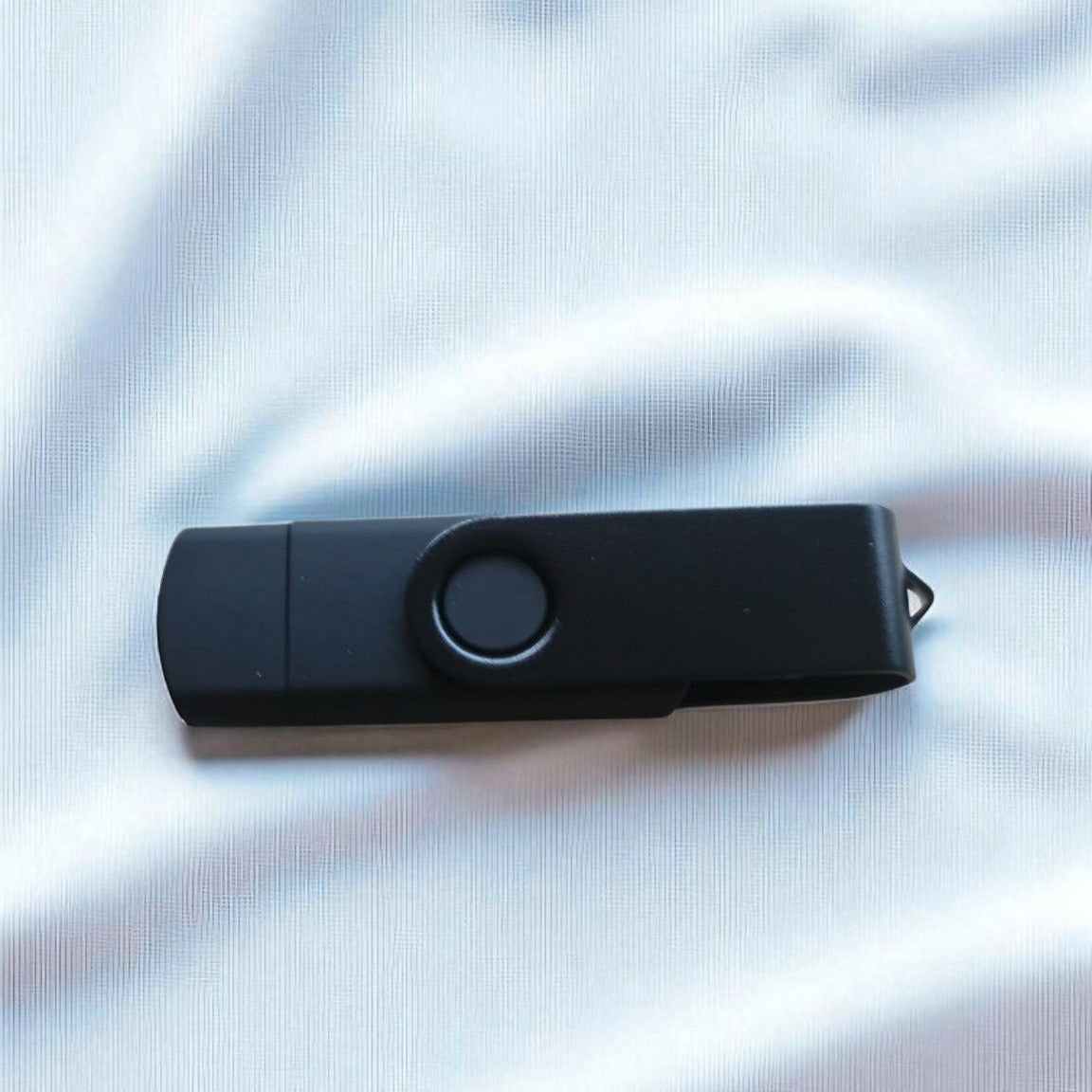 Personalisierter USB-Stick mit USB-C und Lasergravur