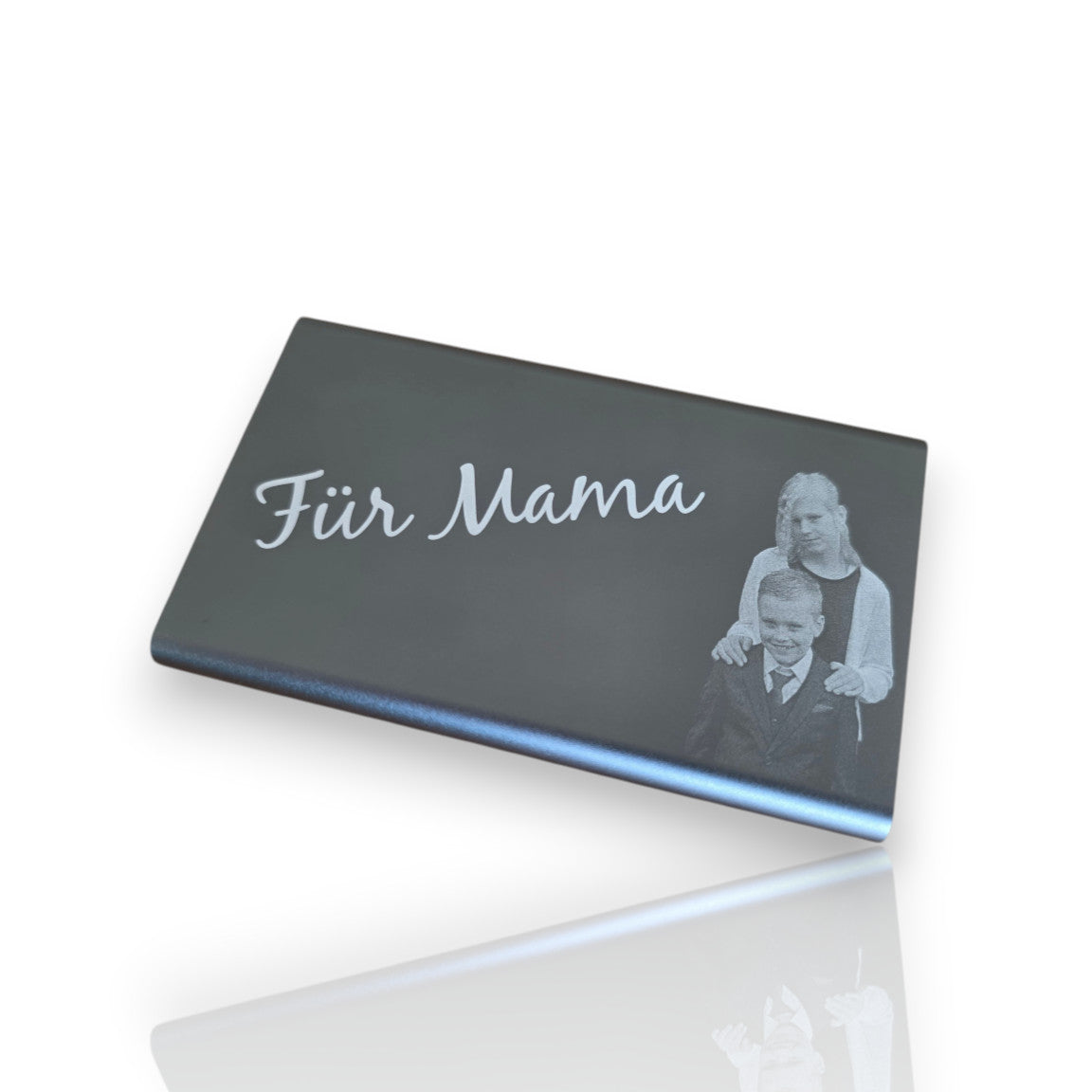 Personalisierte Powerbank – Titangrau | 4000 mAh mit LED-Anzeige