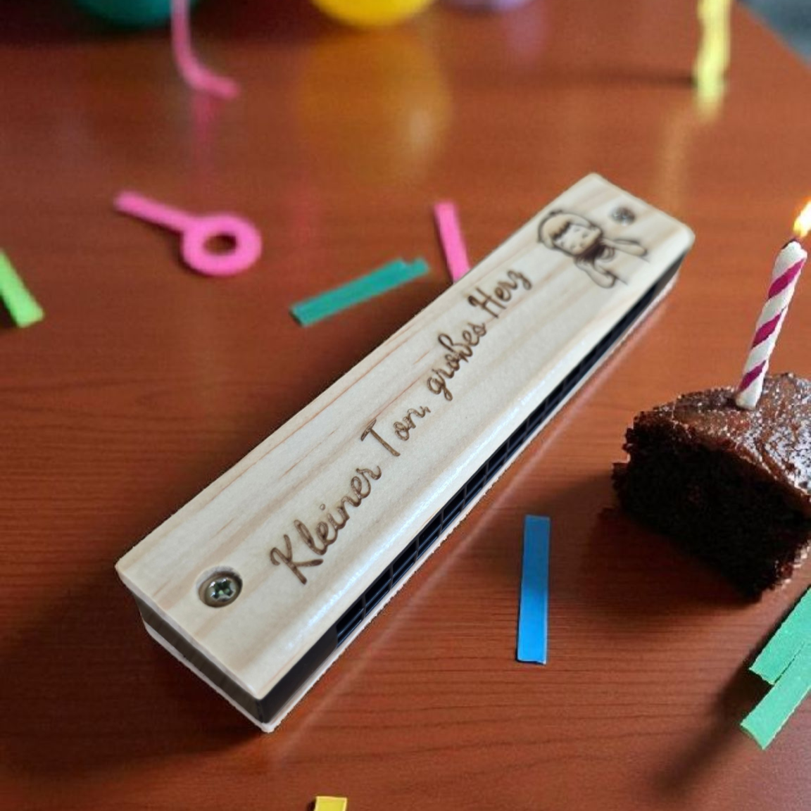 Personalisierte Kinder-Mundharmonika mit Holzoberfläche | Beidseitige Gravur möglich