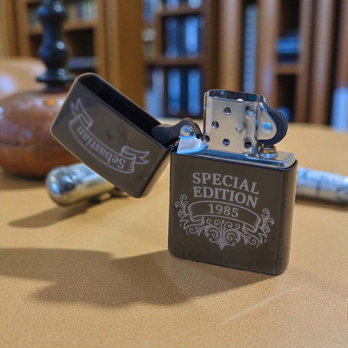 Original Zippo® Feuerzeug High Polish Black Personalisiert "Special Edition"