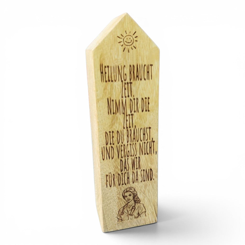 HUNTERLASE Eichenholz-Klotz in Hausform mit individueller Lasergravur und Spruch als dekoratives Geschenk