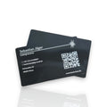 HUNTERLASE schwarze Aluminium Visitenkarte mit QR-Code und individueller Gravur, 8,61cm x 5,41cm