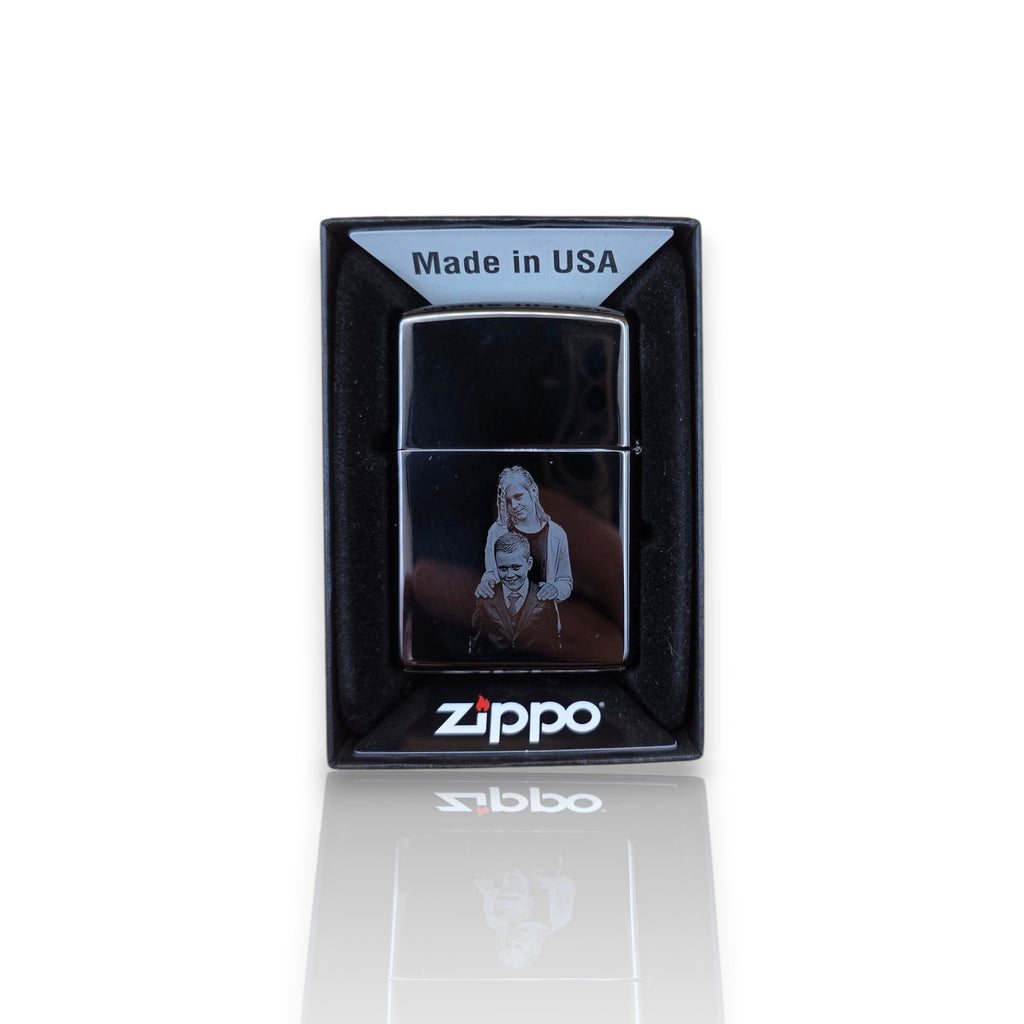 Original Zippo® Feuerzeug High Polish Black mit Personalisierter Gravur